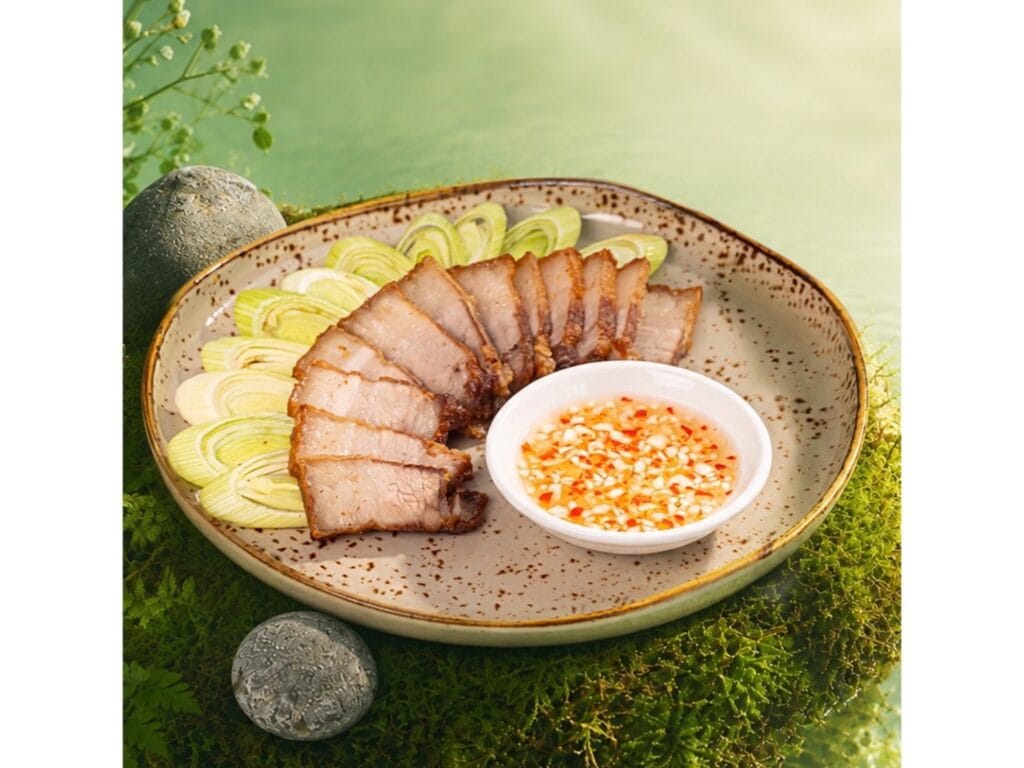 Hakka Pork with Leeks 客家咸香肉